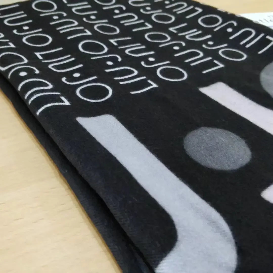 Winter new women's fashion classic printed long scarf warm scarf shawl 2 colors