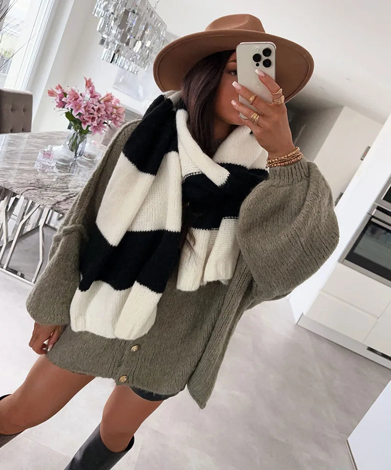 Women's Oversized Knit Cardigan - Chunky Crew Neck Gold Button Front Lounge Wear Fall Winter Comfort Plus Size