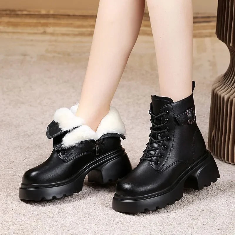2025 Plush Snow Boots Female Winter Leather Cotton Shoes for Women Thickened Bottom Ladies Ankle Boots Padded Warm Cotton Shoes