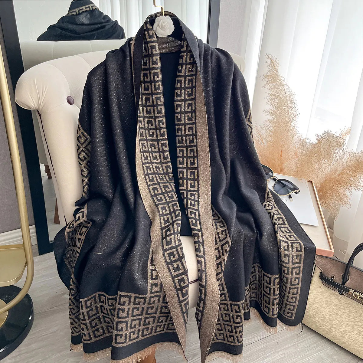 Elegant Ladies Muslim Hijab Golden Thread long Scarf With Spring and Autumn Sun Protection Scarf Decoration Shawl Wrap Headscarf